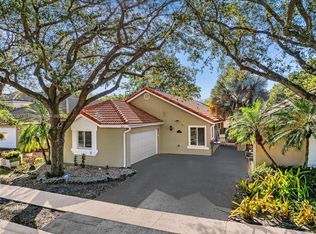 213 NW 101st Ave, Plantation, FL 33324