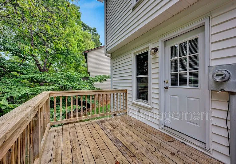 2676 White Oak Ln — Photo 34