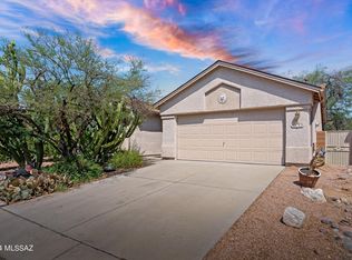 8528 N Winchester Creek Dr, Tucson, AZ 85742