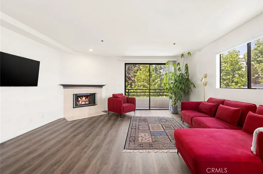 2 bed, 1435 sqft, $5,000 — Photo 4