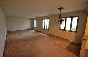 3rd image of 322 N Olk St