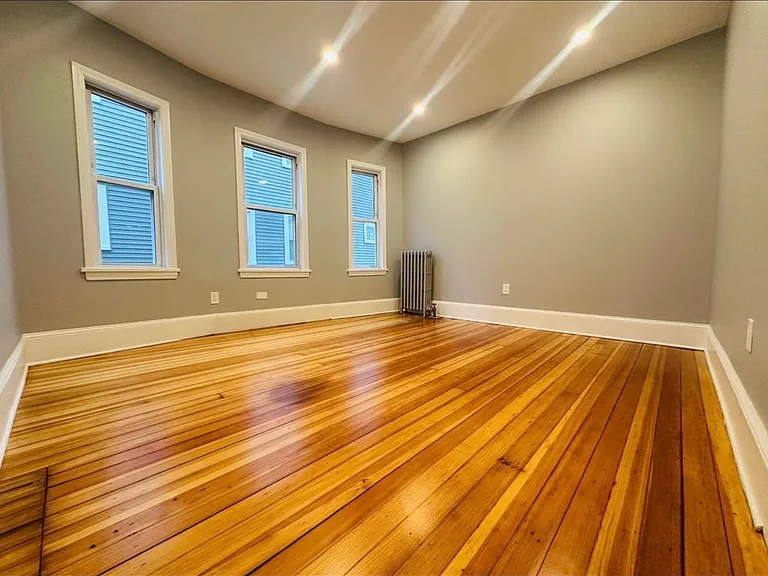 28 Melbourne St #3 — Photo 9