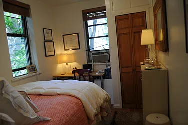 Rented by Peter Ashe