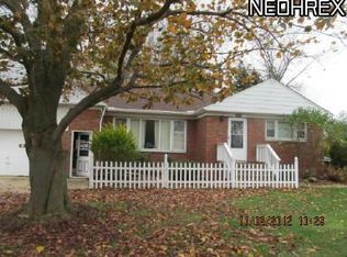 25942 Highland Rd, Richmond Heights, OH