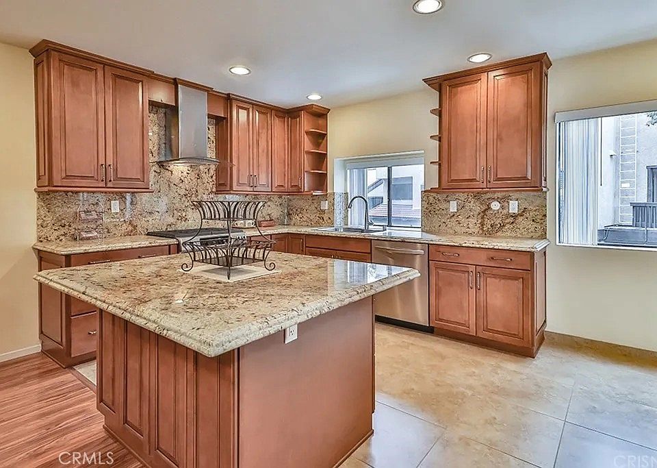 1st image of 21931 Burbank Blvd APT 23