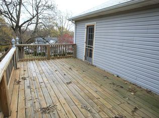 9011 Riley Ave, Lyndon, KY 40242