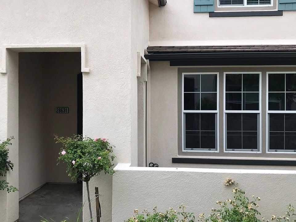 1st image of 28631 Pietro Dr