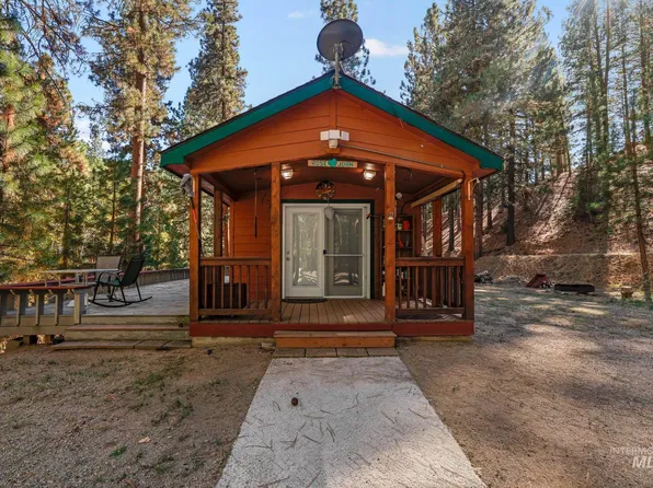 2041 N Meyers Dr, Mountain Home, ID 83647