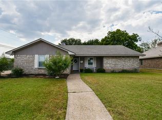 131 Flintrock Rd, Hewitt, TX 76643