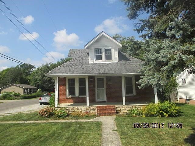 1st image of 445 Robinwood Ave