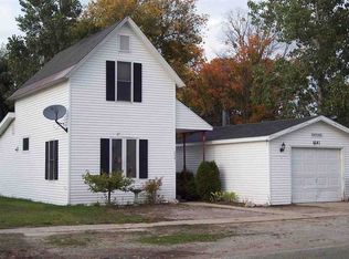 6541 Mill St, Pellston, MI 49769