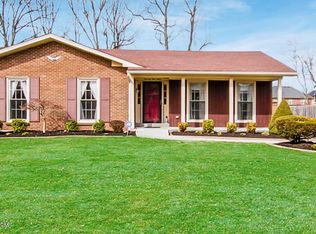 7912 Cortland Dr, Louisville, KY 40228