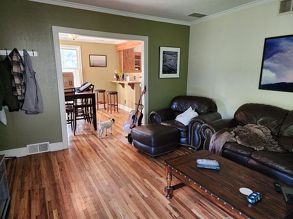4th image of 1342 Van Buren St