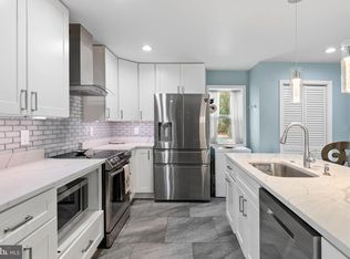 608 Blue Ridge Ave NE, Leesburg, VA 20176