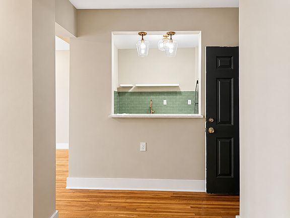 2nd image of 4429 W Pine Blvd #602