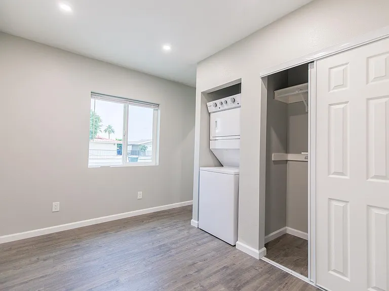 1214 Sterling Ave #B — Photo 10