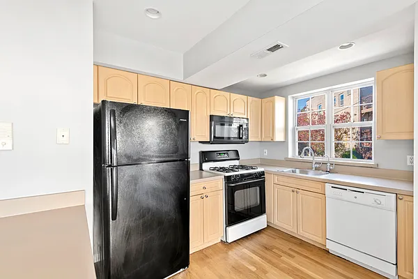 Rented by Compass | media 21