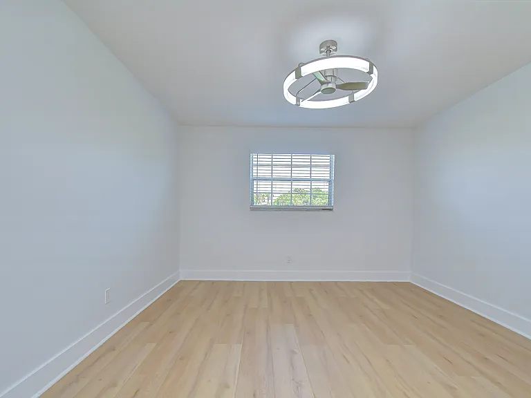 200 Country Club Dr #1505 — Photo 27