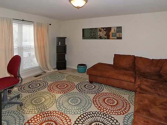 5th image of 4546 Behlmann Grove Pl