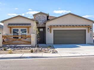 2625 Silver Hawk Ave, Las Cruces, NM 88011