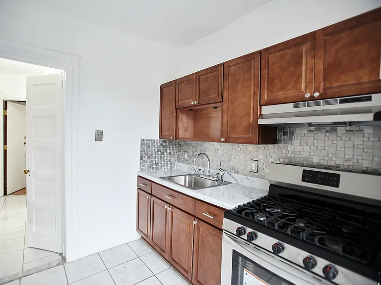 1504 Pacific St #3 — Photo 13