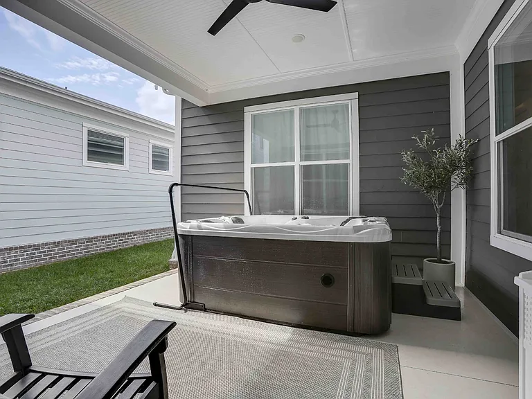 Hot Tub
