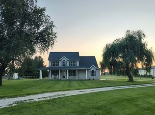 3039 E 3rd Rd, La Salle, IL 61301