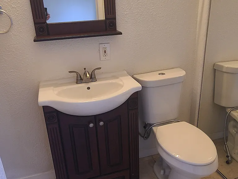 536 Mountain Meadows Dr #1 — Photo 7