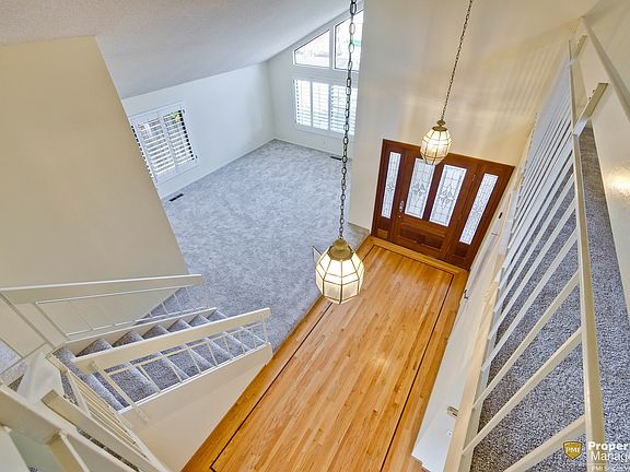 Foyer 3_01252022