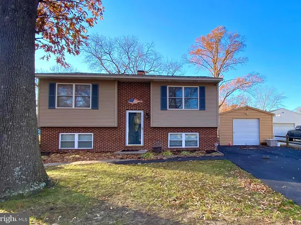 296 Creek Blvd, Pasadena, MD 21122