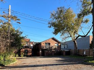 56 King St W #A, Hamilton, ON