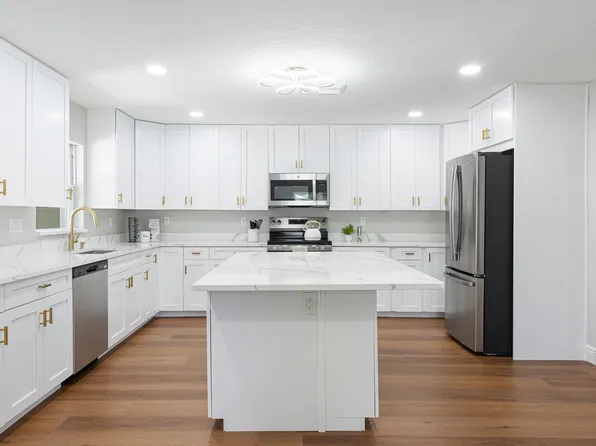 4335 10th Ave S, Saint Petersburg, FL 33711