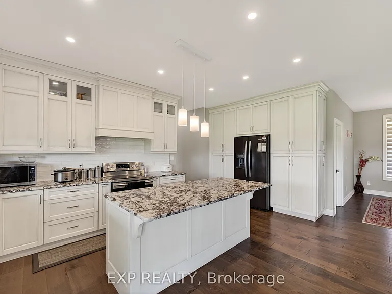 911 Wyldewood Rd — Photo 17