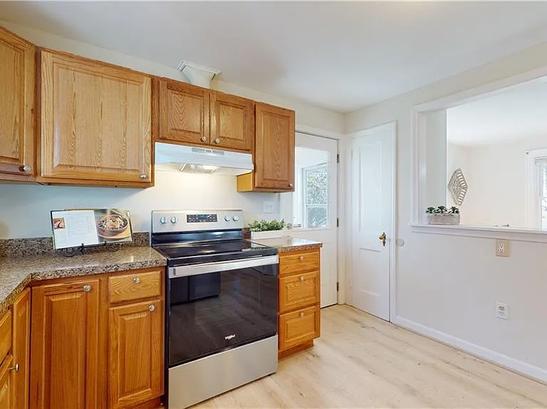 362 Oakwood Ave — Photo 14