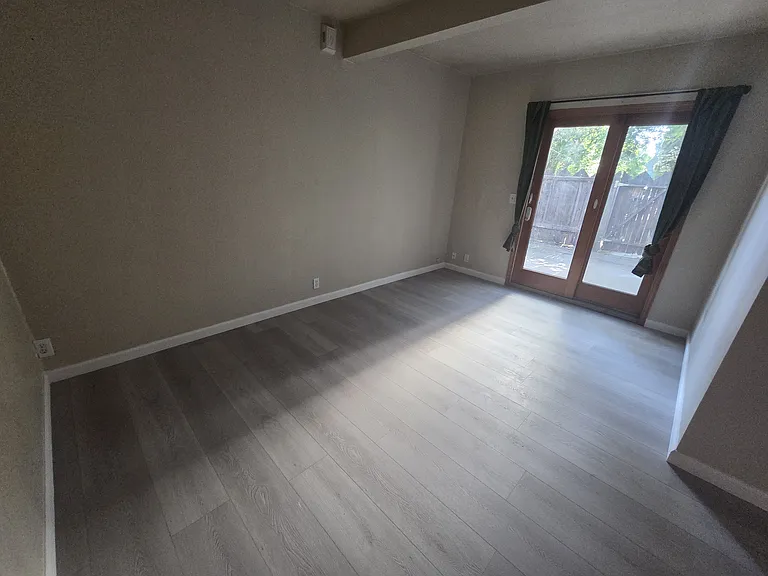 3415 Marshall Ave #B — Photo 8