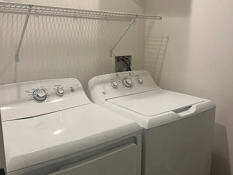104 N 6th St #202 — Photo 6