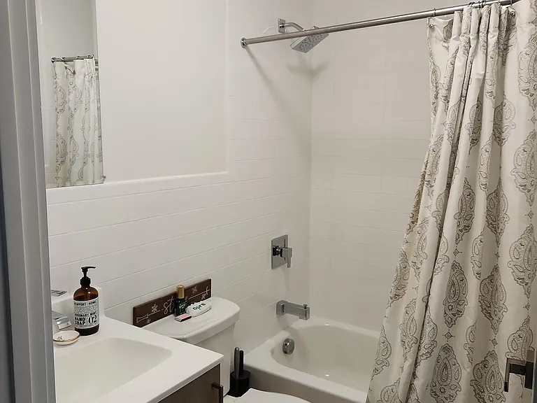 Shared bath