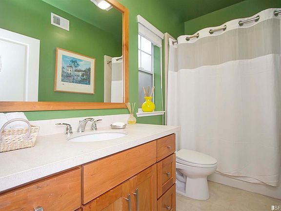 5th image of 1322 Eddy St