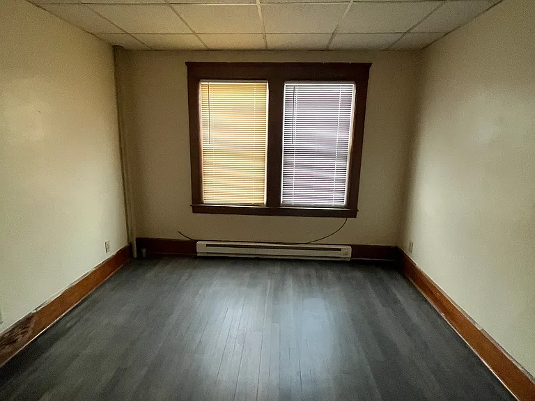 3 E Main St #3L — Photo 4