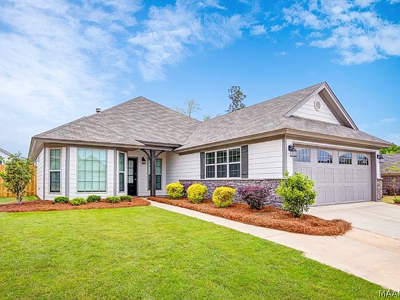 2nd image of 9291 Crescent Lodge Cir