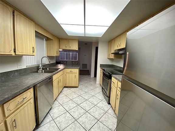 3rd image of 1326 Coronet Dr