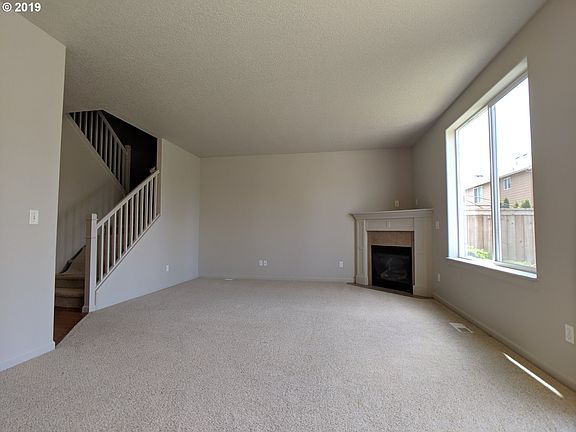 5th image of 5914 NE 59th Ct