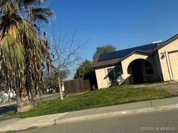 13746 Walker St, Armona, CA 93202