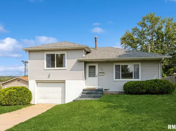 309 12th Ave W, Milan, IL 61264