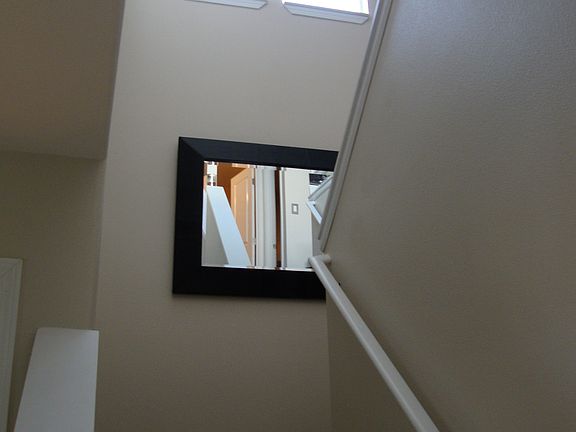 3rd image of 1156 Garry Oaks Ave