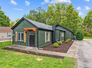 219 Keck Ave, Aurora, IL 60505