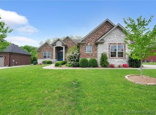 5025 Cooks Creek Ln, Sellersburg, IN 47172