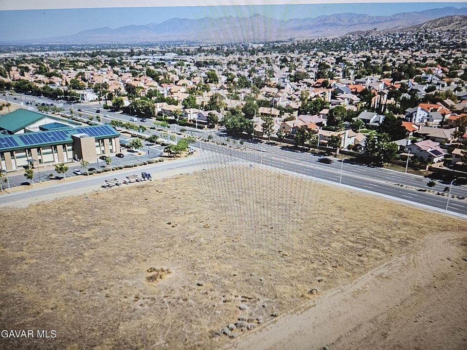1st image of 21st St E