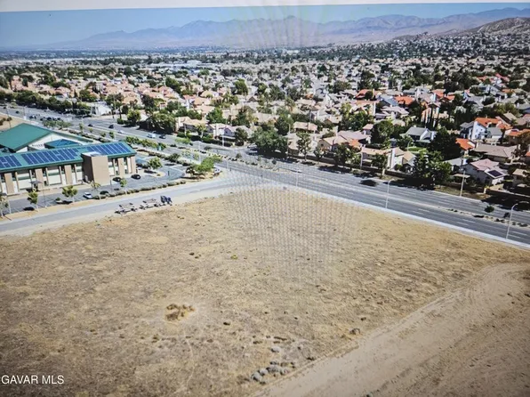 21st St E, Palmdale, CA 93550