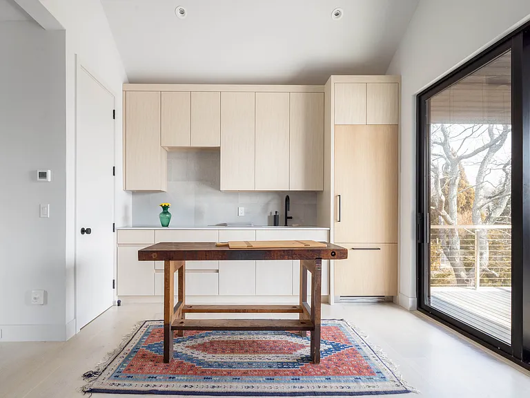 61 Peconic Ave — Photo 17